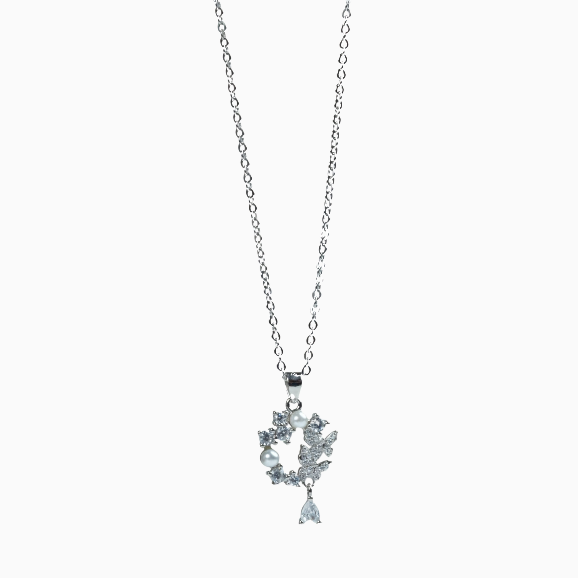 Elora Floral Pearl Necklace