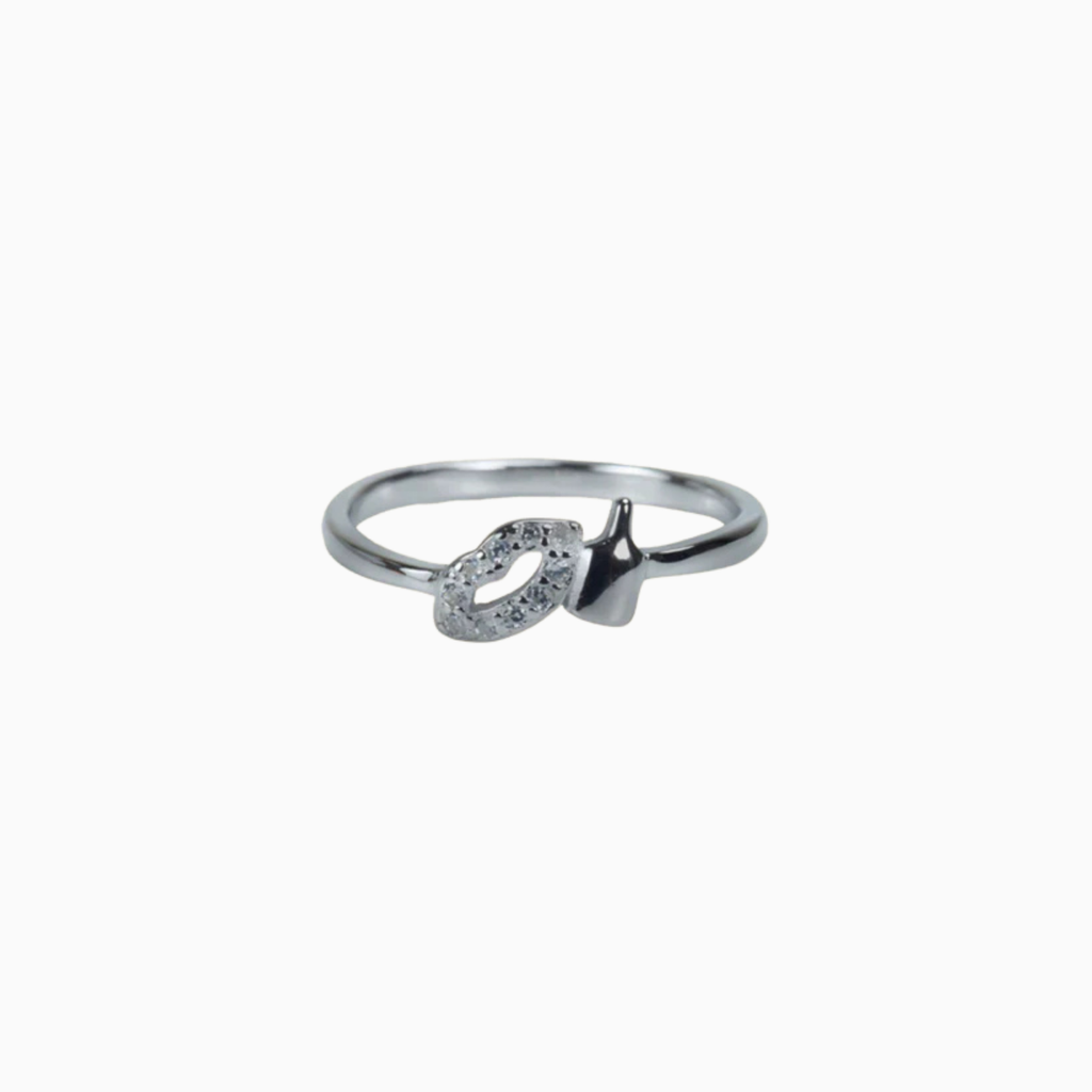 Gloss Kiss Crystal Ring
