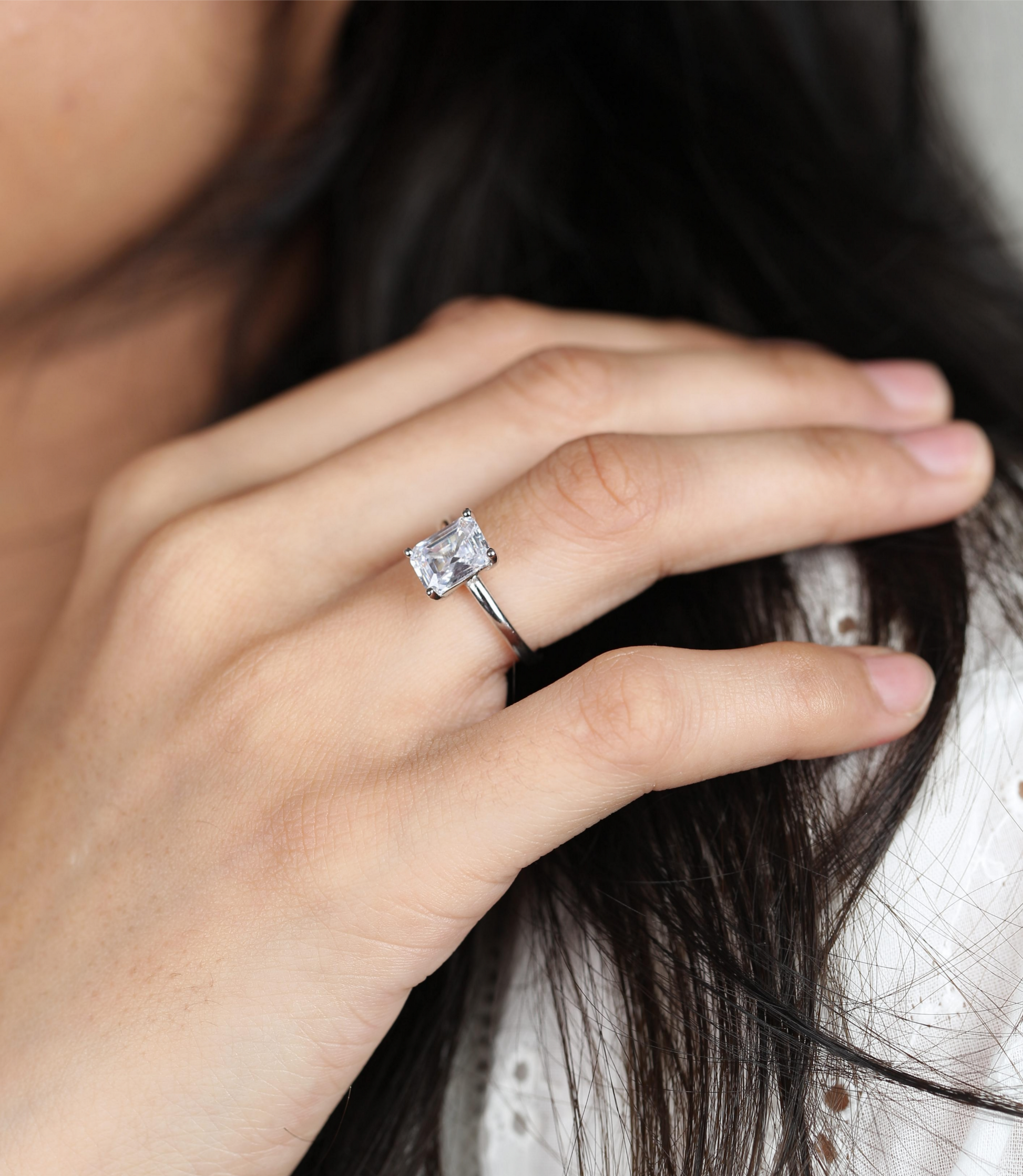 Aurora Emerald Solitaire Ring
