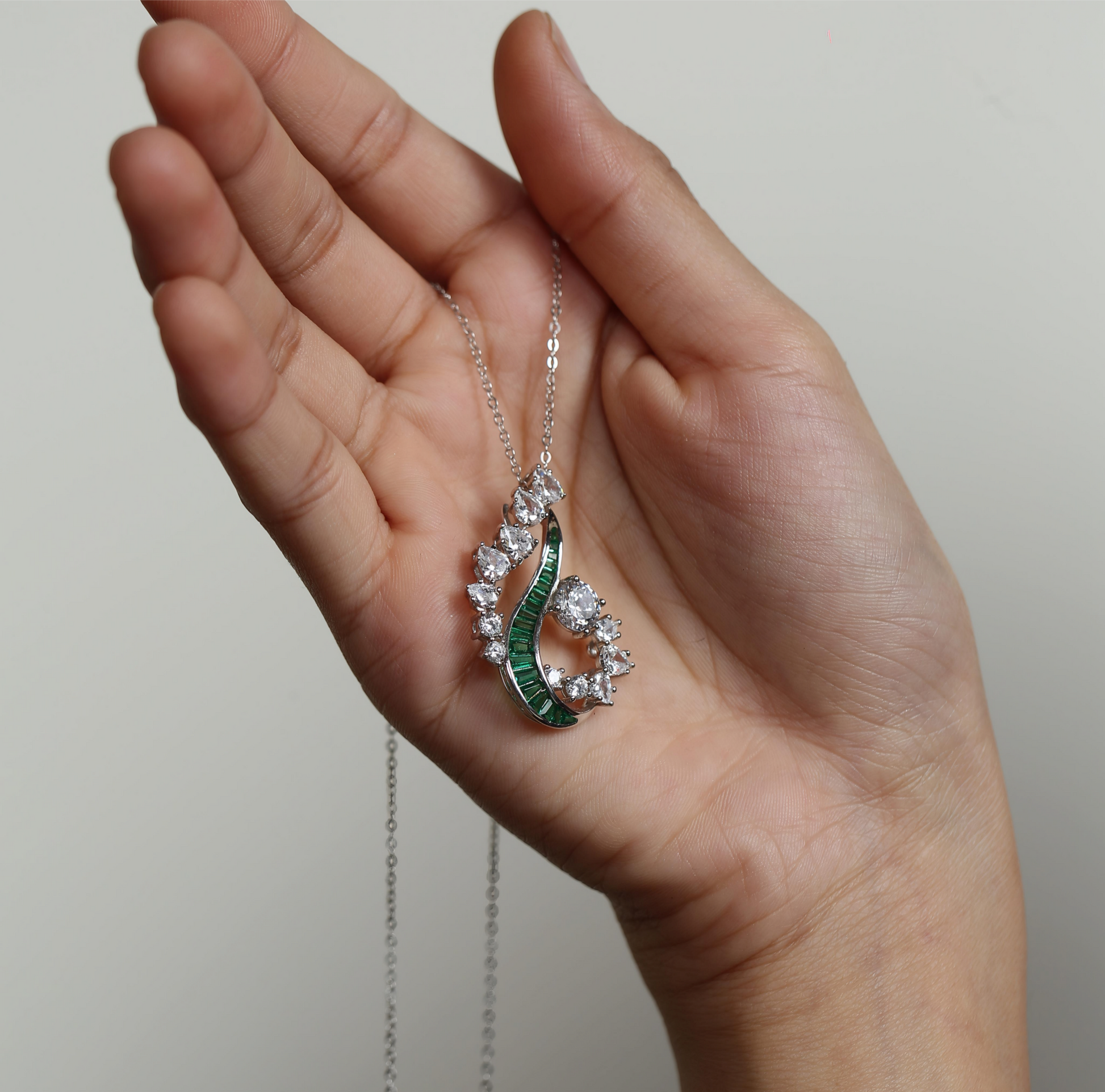 Enchanted Dewdrop Necklace